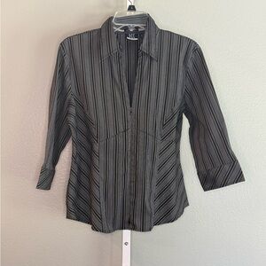 DCC Missy Black & Gray Striped 3/4 sleeve & 3/4 front Zip Women's Blouse